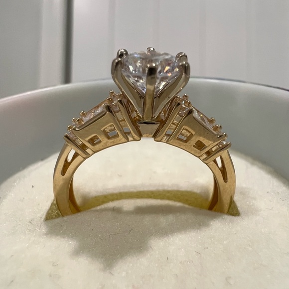 14k gold engagement ring - Picture 5 of 14